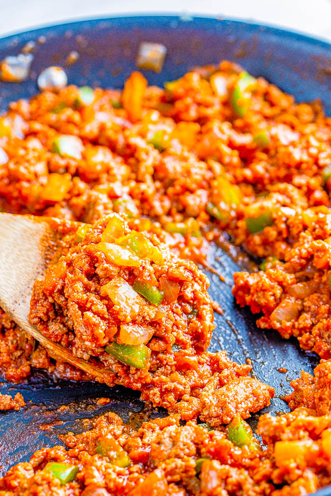 Homemade Sloppy Joe's - The BEST and most flavorful Sloppy Joe's that the whole family will ADORE! So EASY, ready in 20 minutes, and can be made with either ground beef or ground turkey to keep them HEALTHIER! Perfect for get-togethers, parties, or a fast family dinner on busy weeknights!