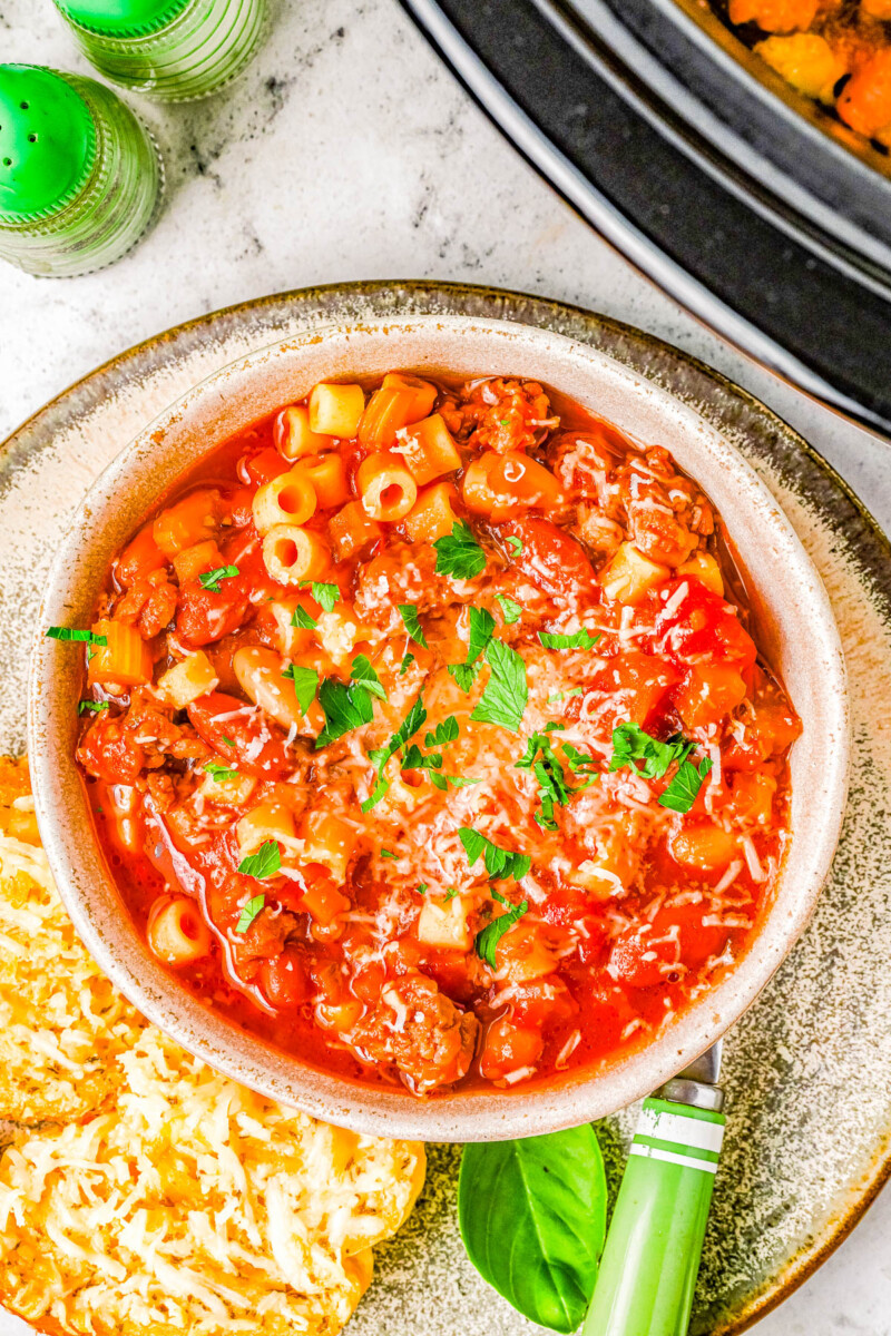 Slow Cooker Pasta e Fagioli Soup Averie Cooks