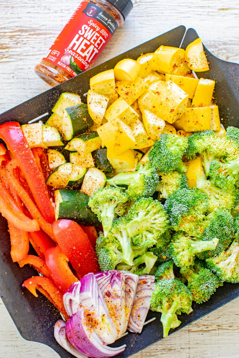 Grilled Sweet and Spicy Basil Chicken - EASY, amazing, PERFECTLY grilled chicken that's sweet-and-spicy with tons of FRESH basil flavor! Learn how to make the BEST grilled chicken and serve it with a side of lightly charred grilled vegetables! Perfect for summer barbecues, picnics, potlucks, and grilling season! 