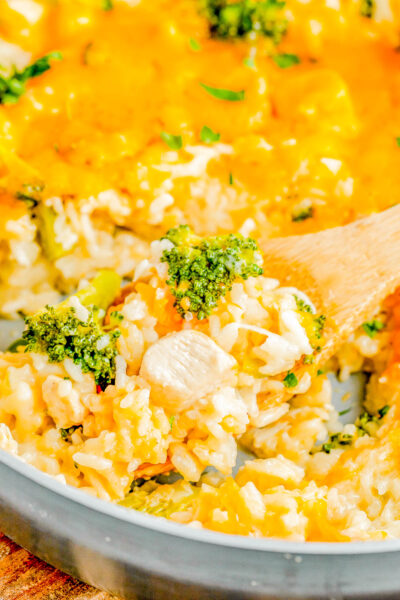30-Minute Stovetop Chicken Broccoli and Rice Casserole - Averie Cooks