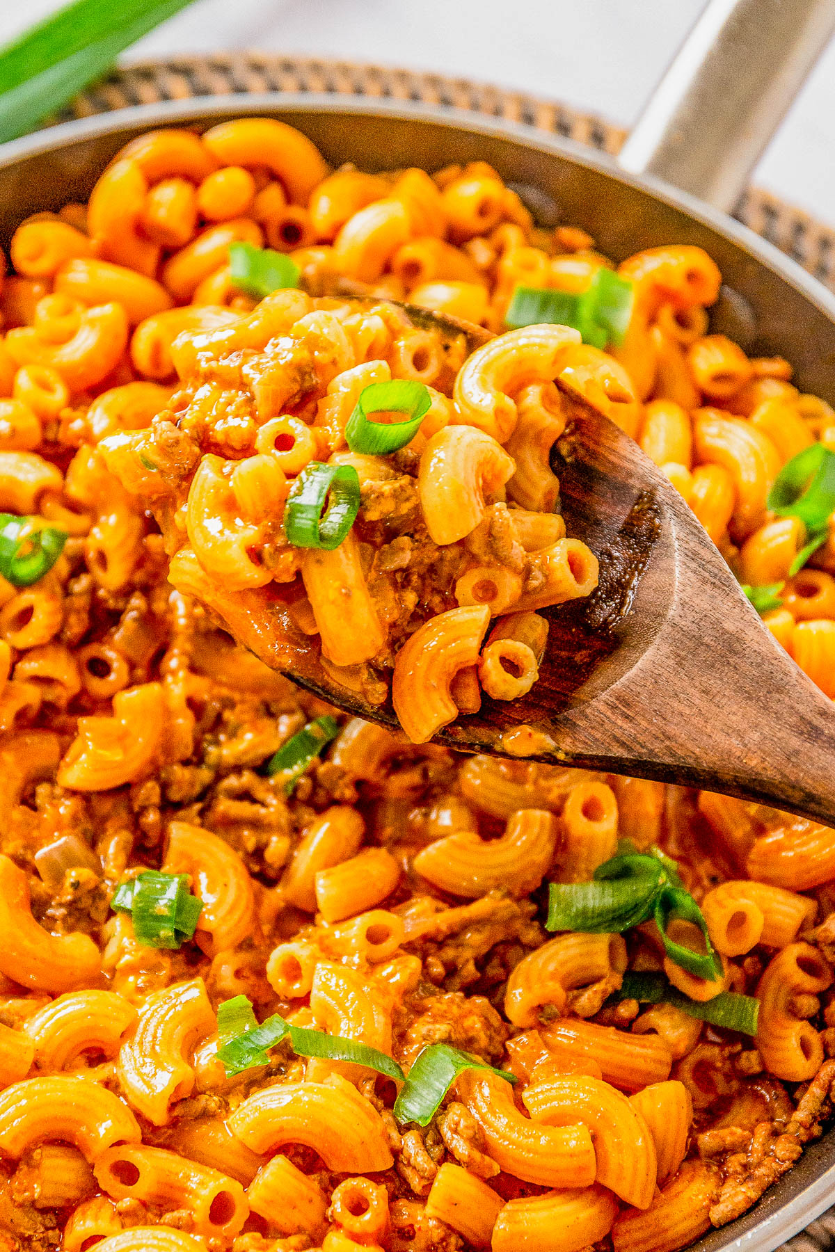 Homemade Hamburger Helper - You can kiss the store bought stuff goodbye because my homemade recipe for classic cheeseburger pasta is EASY, ready in 30 minutes, and made in ONE skillet! There's saucy cheesy pasta and juicy ground beef in every bite making this a family FAVORITE comfort food recipe. PERFECT for busy weeknights!
