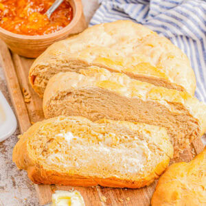 Slow Cooker Bread - 🍞🙌🏻💛 Learn how to make yeast bread in your Crock-Pot in less than 2 hours! Knead it briefly once, place the dough in your slow cooker, and let it do all the work! This is the EASIEST loaf of homemade bread you'll ever make! It has a crunchy crust with a soft and chewy center and is lovely toasted, as sandwich bread, or use it like you'd use French bread to sop up pasta sauce or dunk into soup.