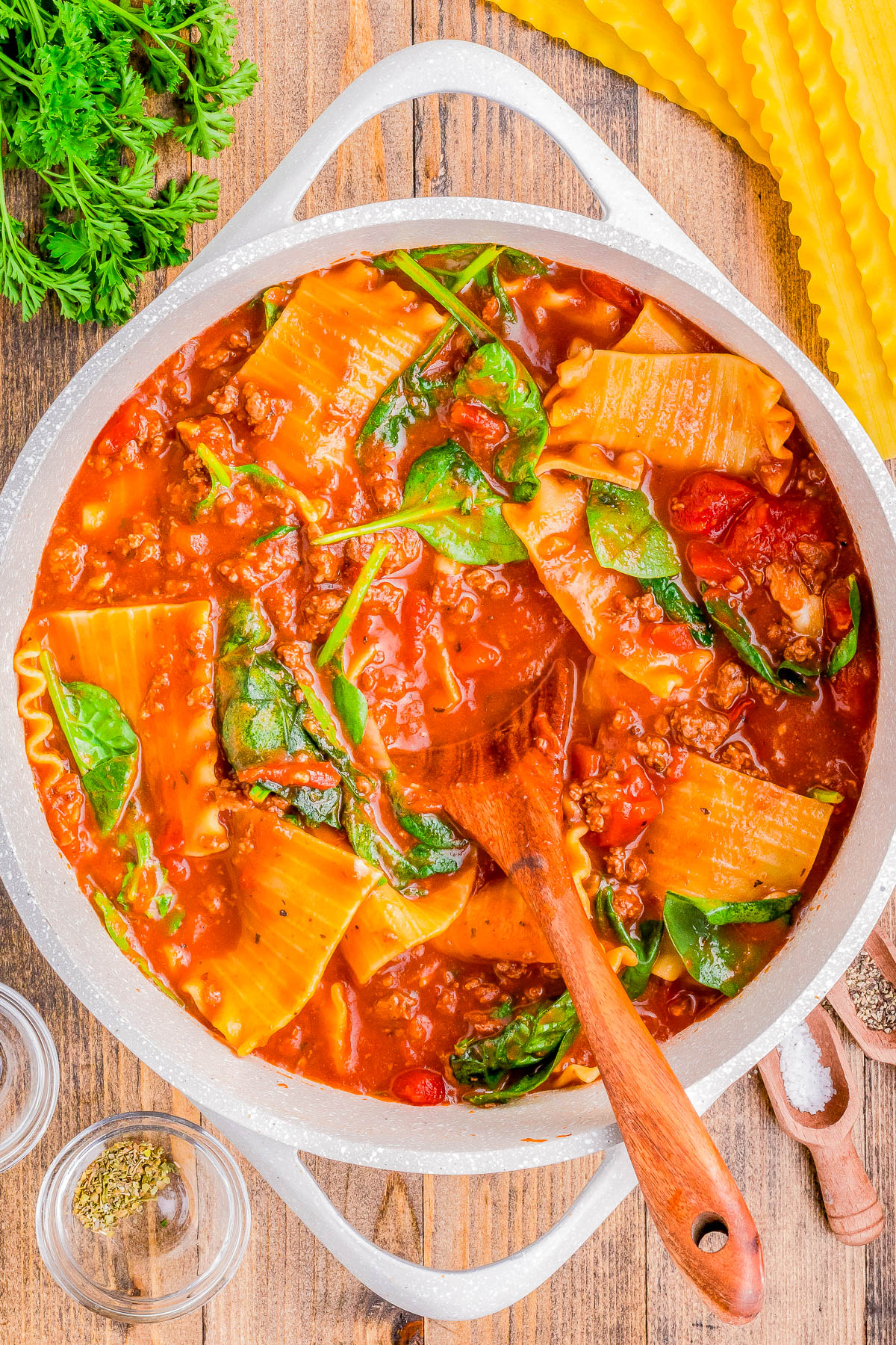One-Pot Lasagna Soup with Ground Beef