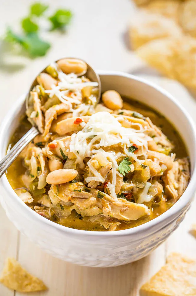 Easy 30-Minute Homemade White Chicken Chili